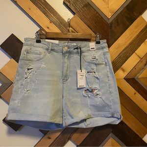 Judy Blue Peek a Boo Patch Shorts size 1XL